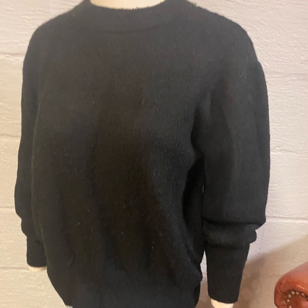 H & M sweater
